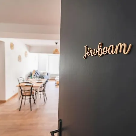 Jeroboam Fauvette, Bel Hyper Centre